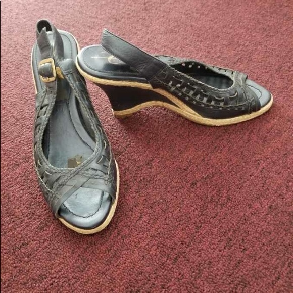 Easy Spirit Slingback Wedge Sandal - Picture 3 of 5